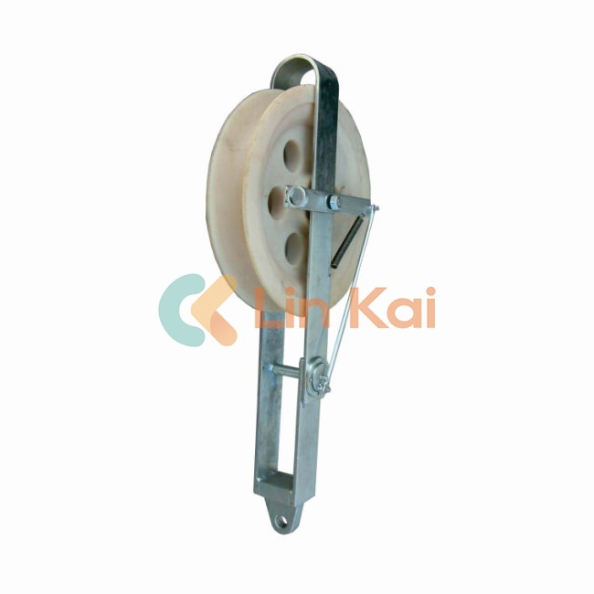 புல்லி பிளாக்கை அழுத்திப் பிடிக்கவும்