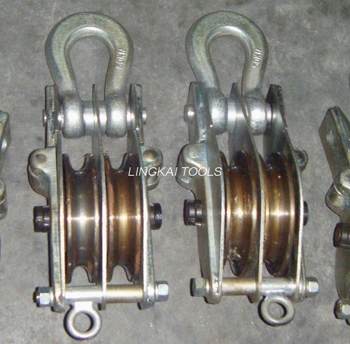 QHS 50KN டூயல் ஷீவ் ஹோஸ்டிங் டேக்கிள், இருபுறமும் திறக்கும் இரும்பு ஏற்றுதல் பிளாக்