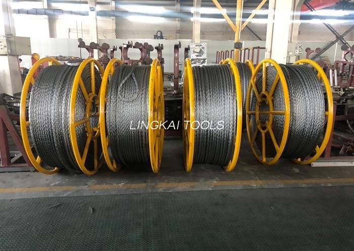 4 கண்டக்டர் ஸ்ட்ரிங்கிங்கிற்கான 24மிமீ எதிர்ப்பு முறுக்கு பின்னப்பட்ட ஸ்டீல் கம்பி கயிறு